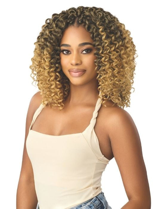 Outre, X-Pression, Twisted Up och LaLa Wandcurl